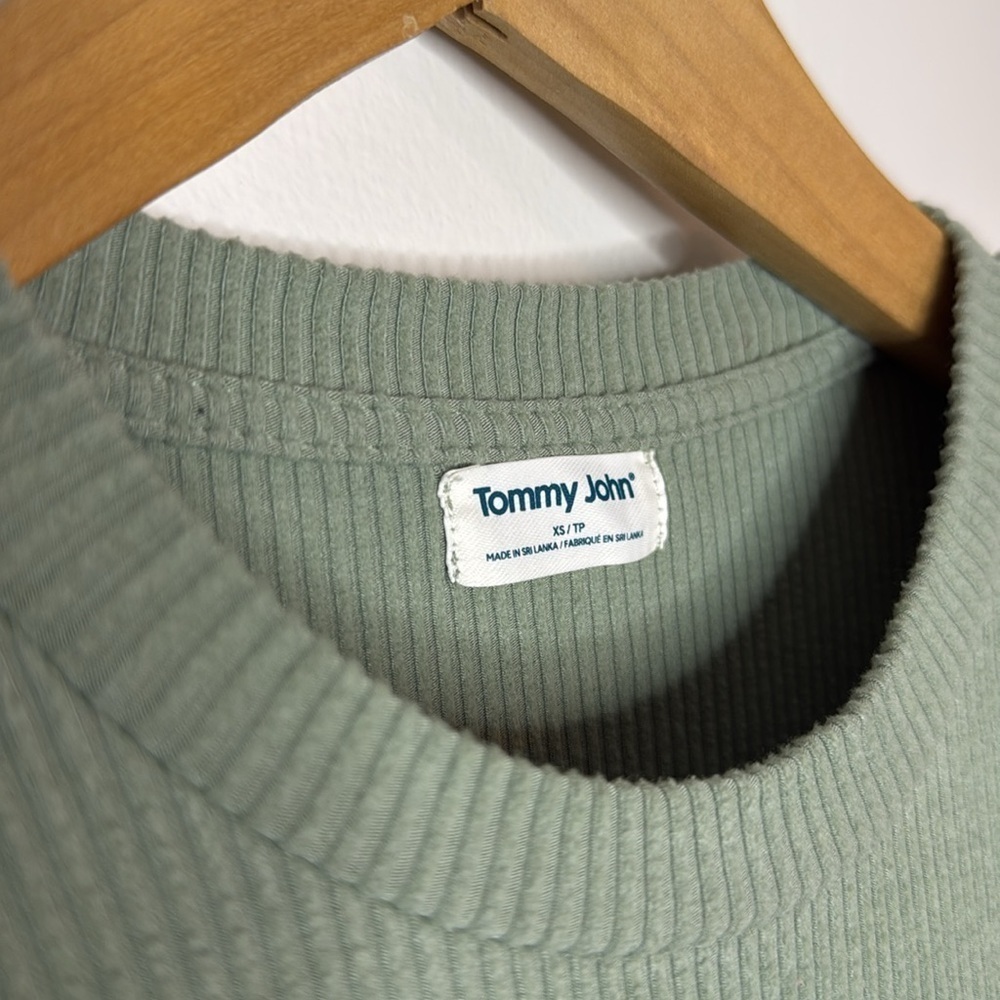 Tommy John Lounge Ribbed Sweatshirt Pull Over Size XS Sage Green - Picture 3 of 8